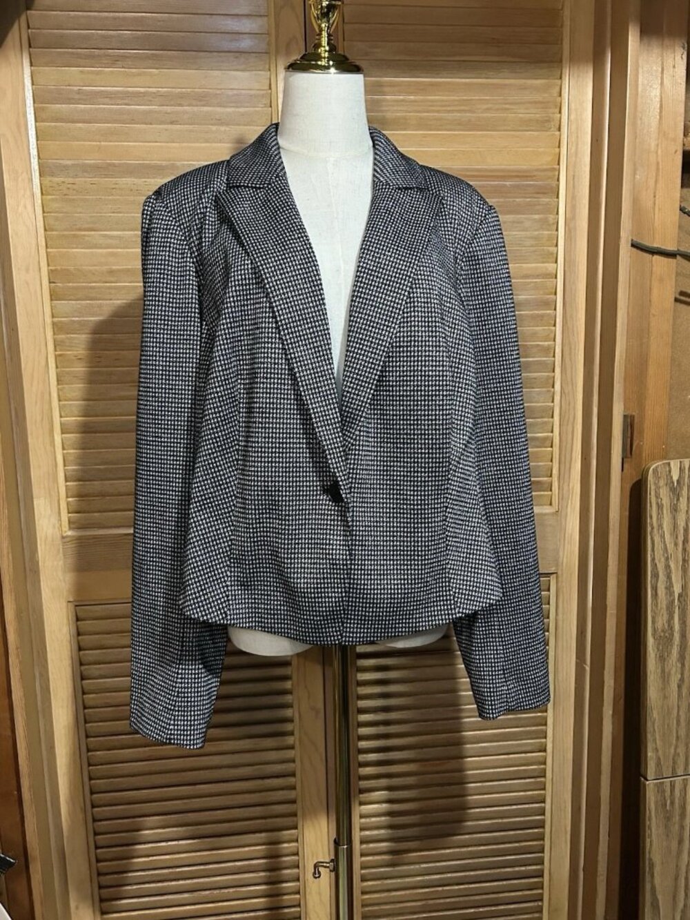 Lane Bryant Black Silver Houndstooth Knit Cropped Blazer Size 20